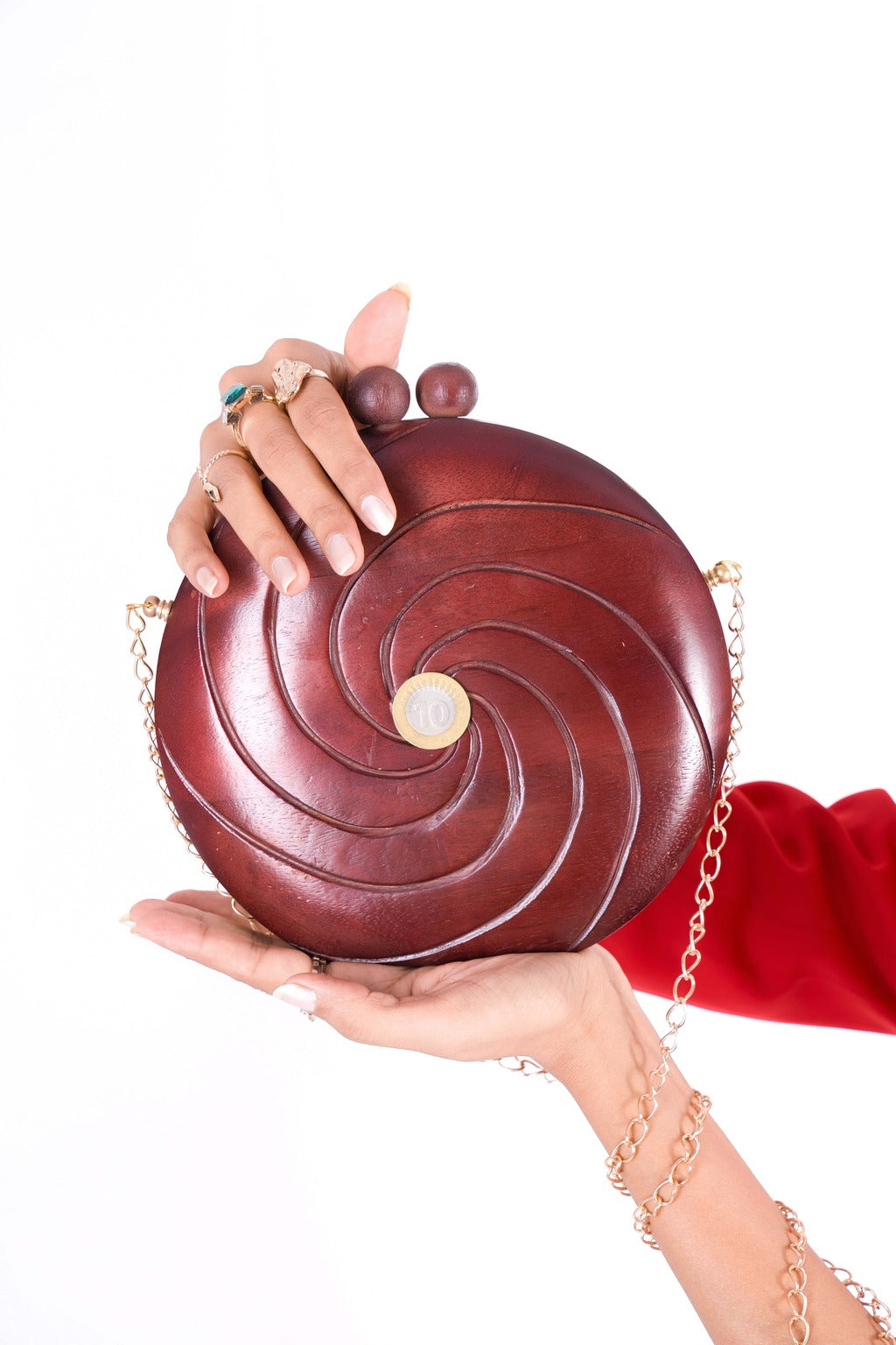 Brown Circle Design Brass Resin Handbag