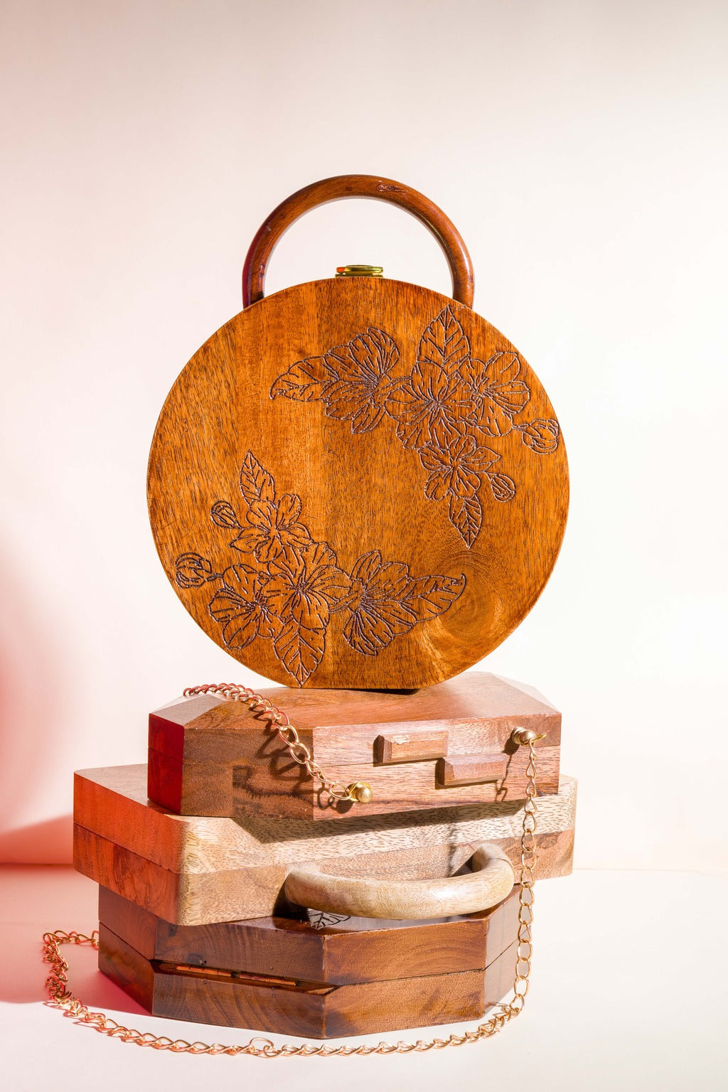 Circle Design Wooden Purse For Ladies