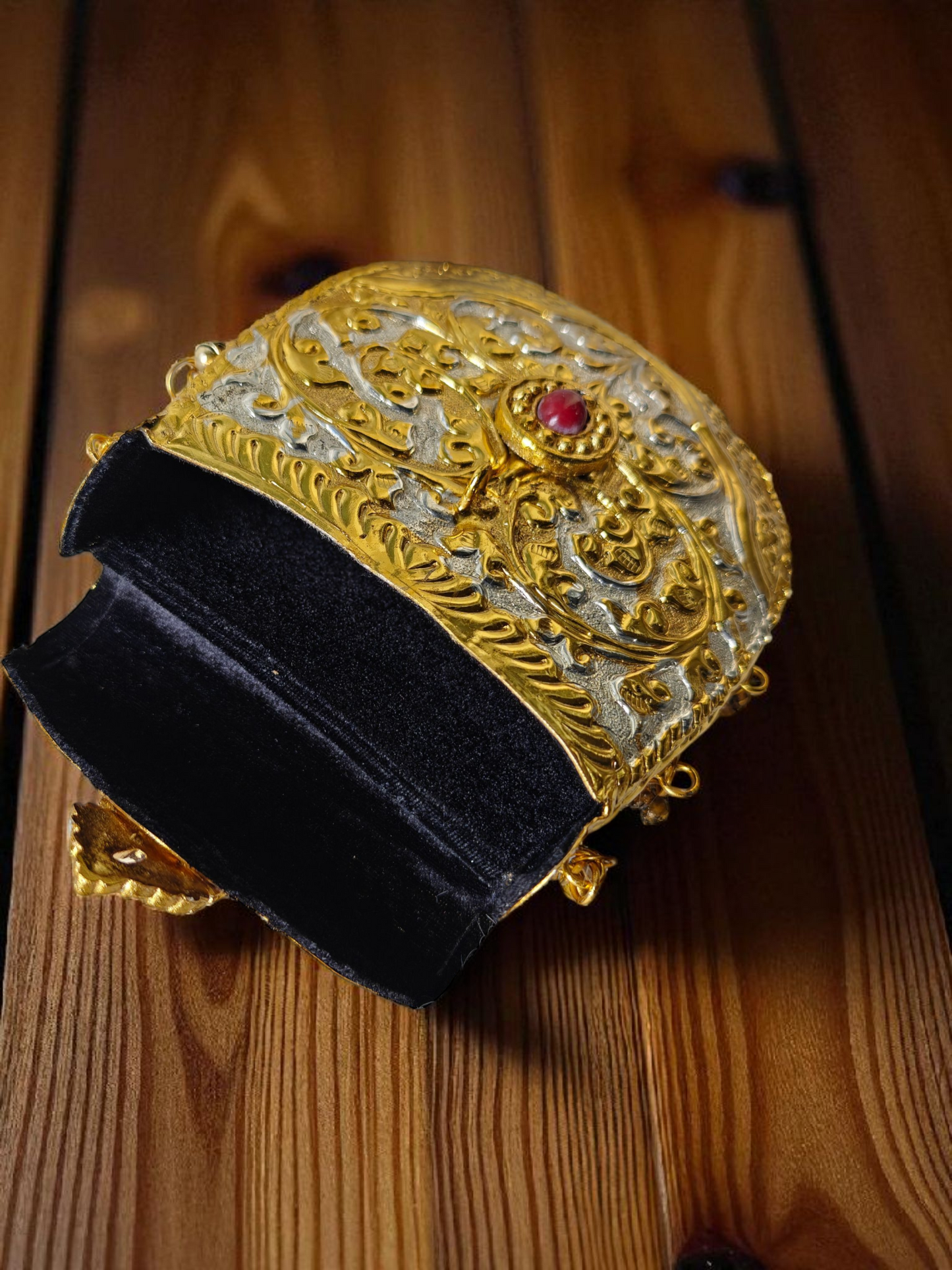 Oval Shaped Mobile Challa in dual tone and ghungroo latkans