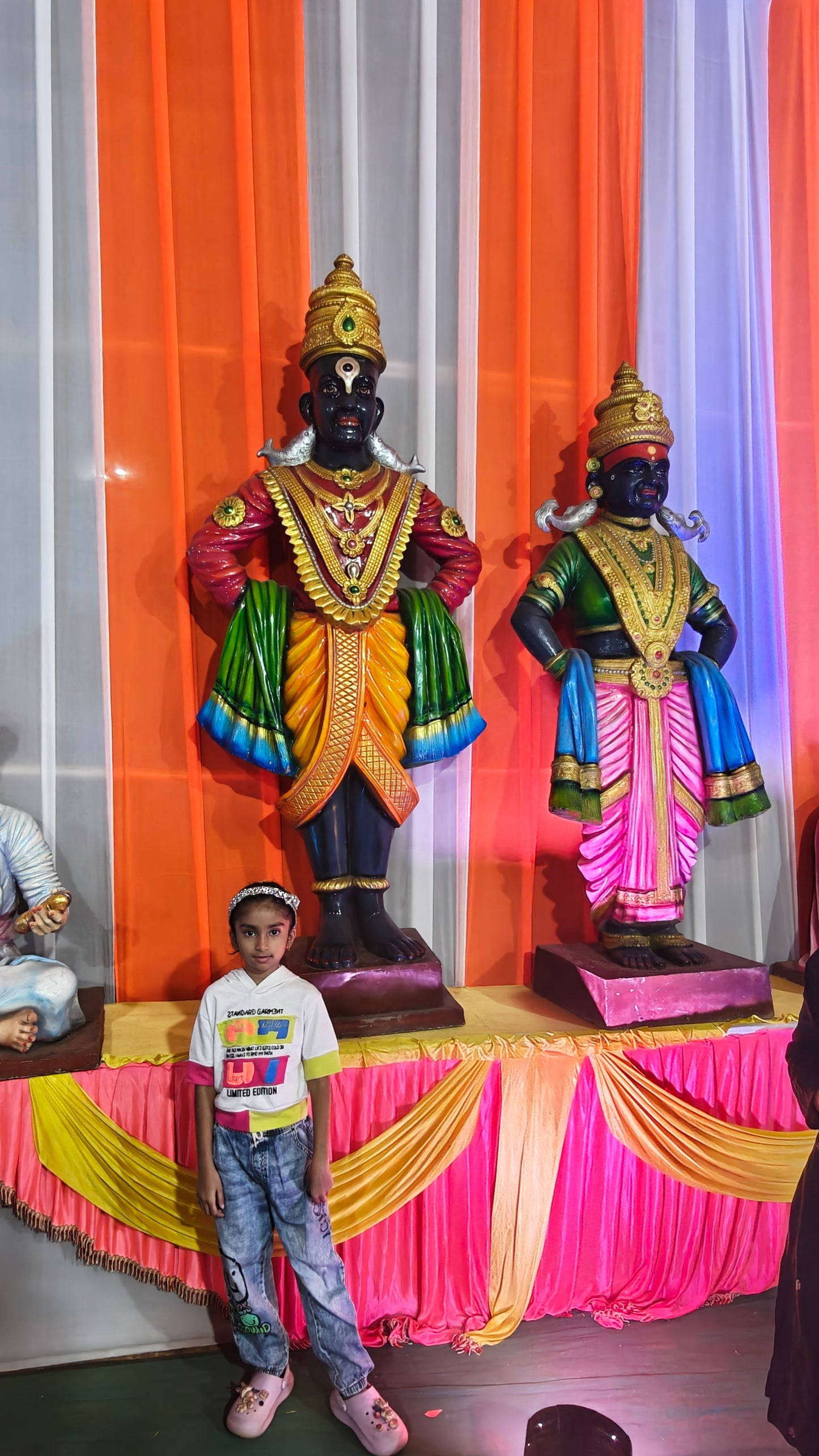 Stardust Crystal rectangular prism party clutch