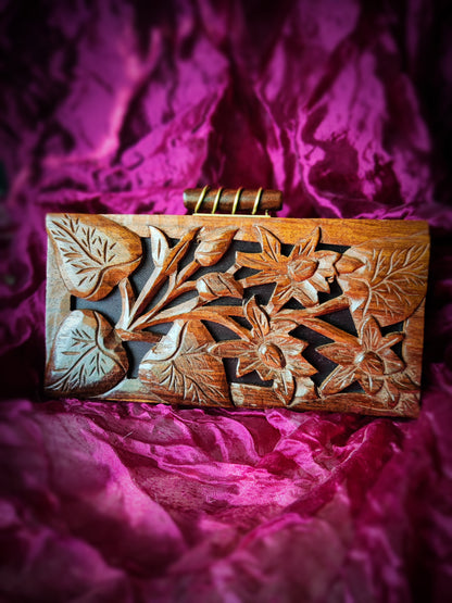 The Royal Hand carved 3D Tropical clutch in Sheesham Wood