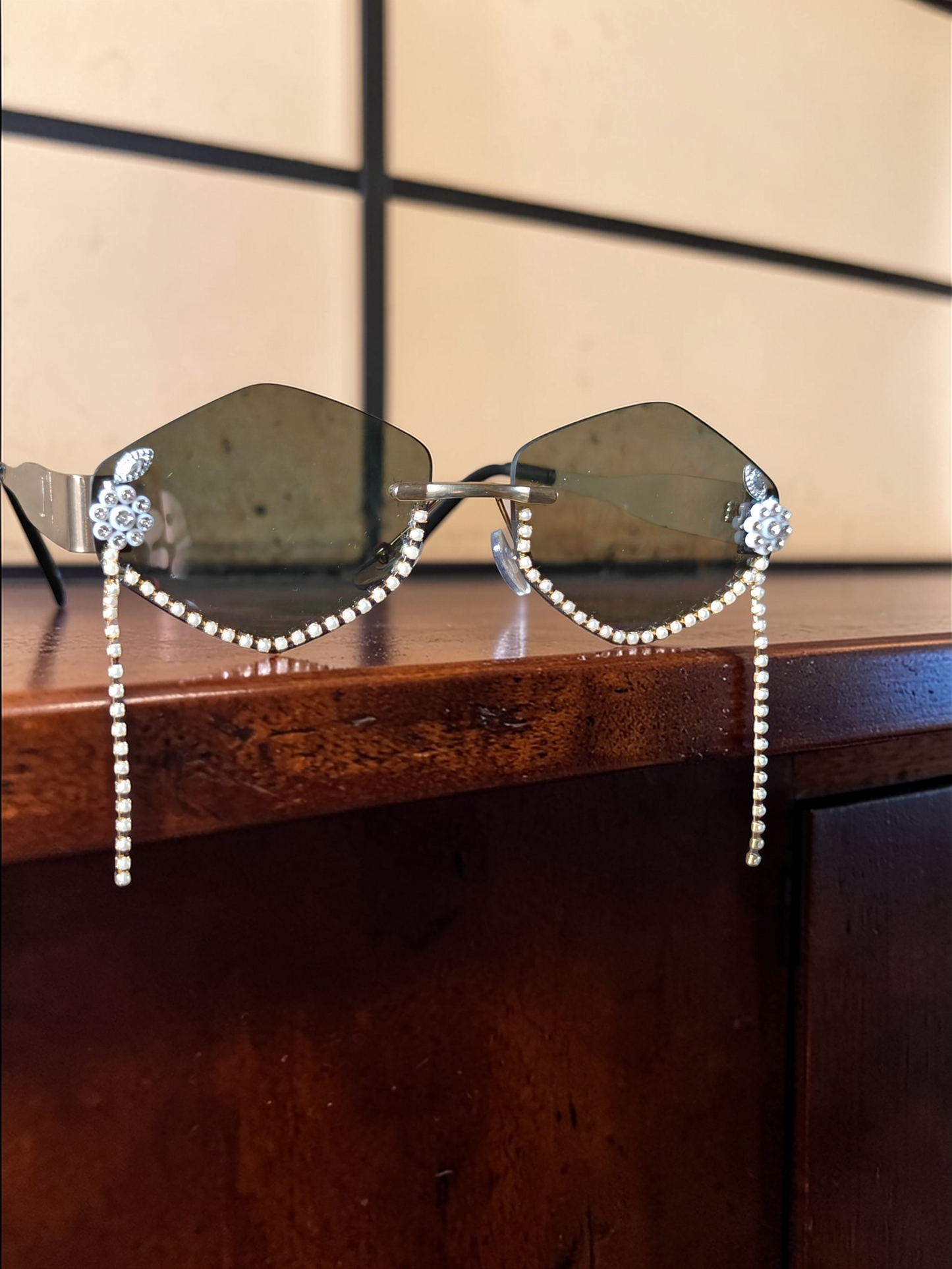 Pearl Dangler Festive Sunglasses