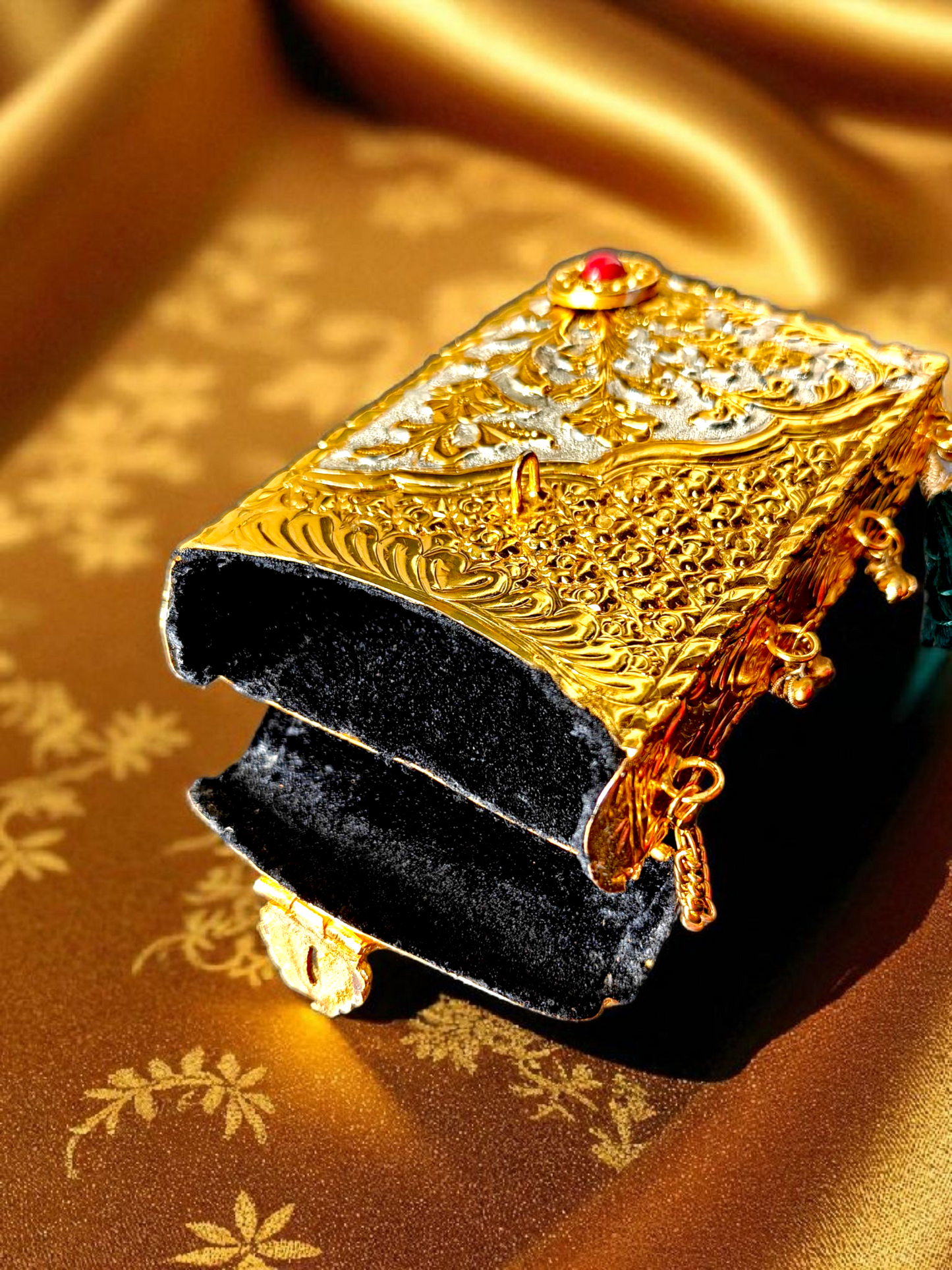 Ornate Handcrafted Mobile pouch in dual tone