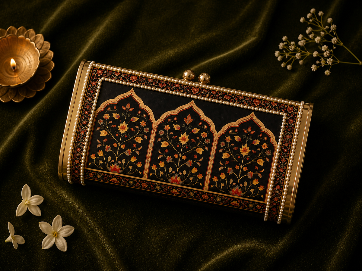 Rajwada Collection - Zarokha Clutch